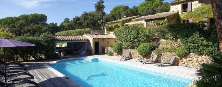 st-tropez-house-solarium-piscine-768x302
