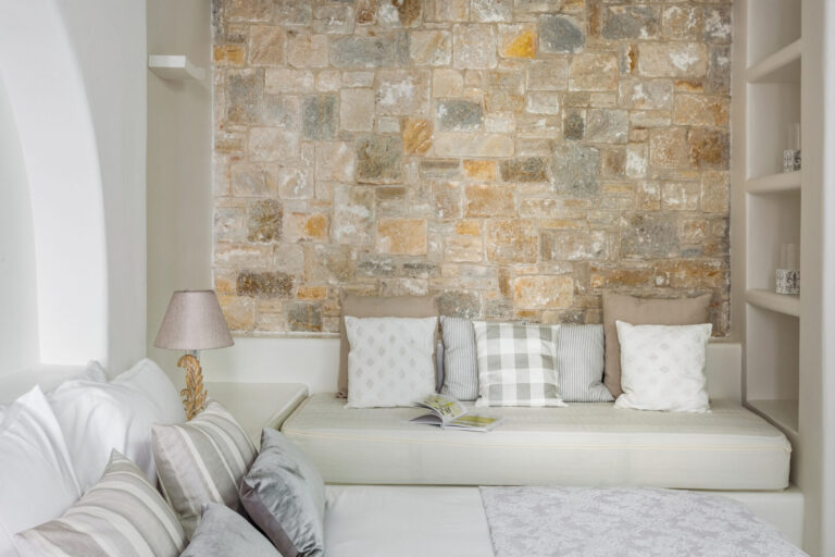 bio-rentals-paros-island-bedroom-authentic-768x512