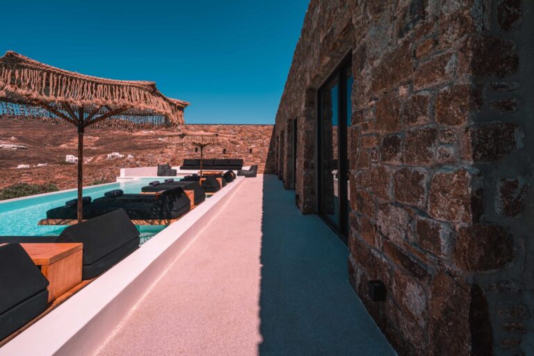 bio-rentals-villa-mykonos-eco-friendly-design-768x512