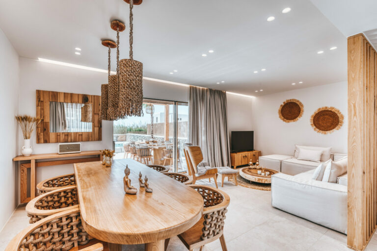 bio-rentals-naxos-living-room-eco-friendly-design-768x512